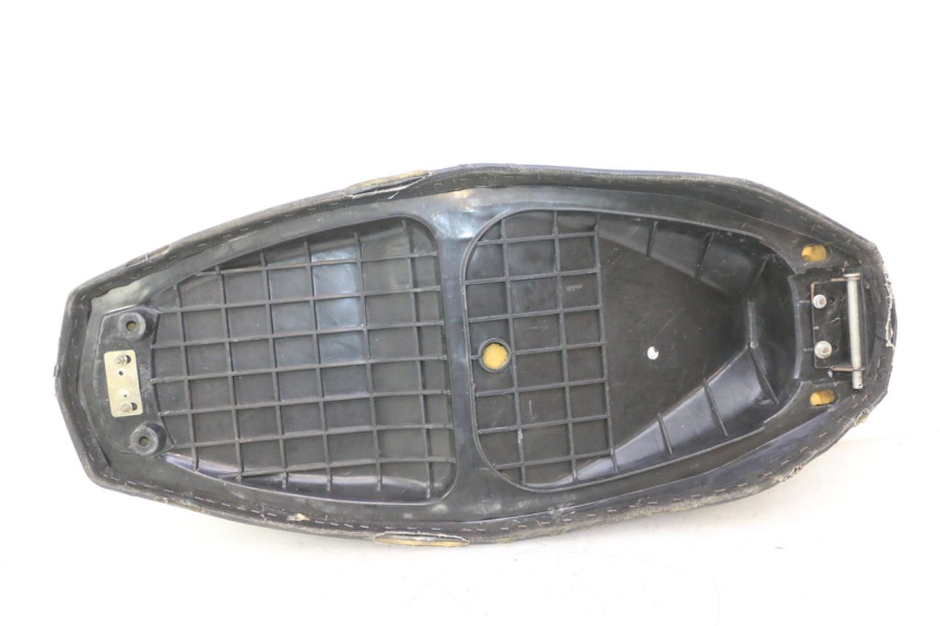 photo de ASIENTO JM MOTORS F45i 4T 50 (2020 - 2023) - Estado de la superficie y material