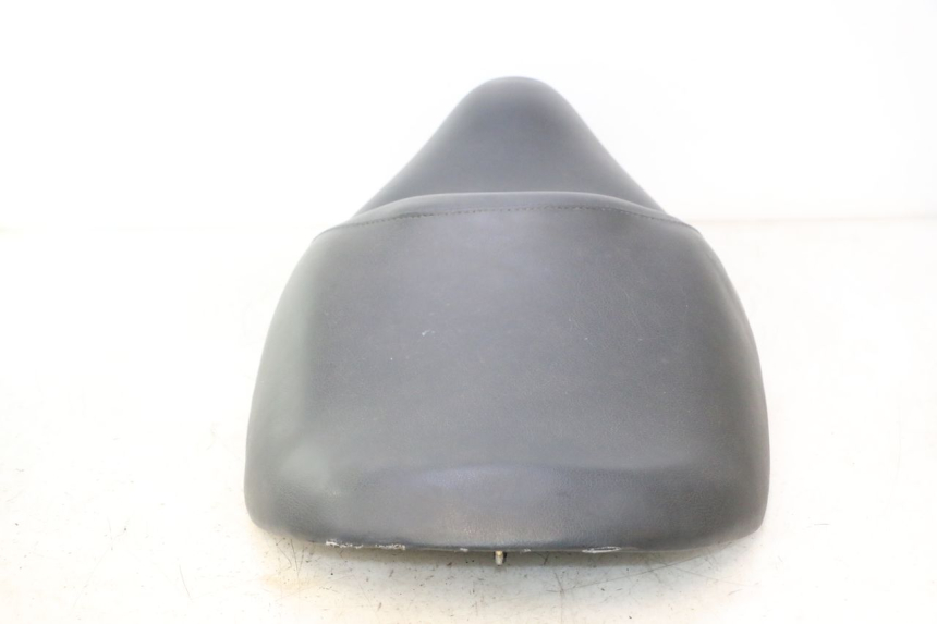 photo de ASIENTO HONDA FES PANTHEON 2T 125 (1998 - 2002) - Primer plano de alta resolución