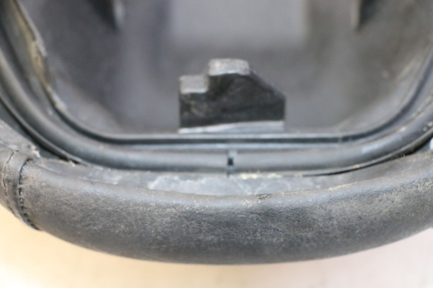 photo de ASIENTO HONDA FES S-WING SWING ABS 125 (2007 - 2015) - Detalle de la pieza