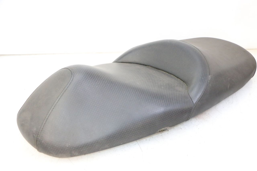 photo de ASIENTO HONDA FES S-WING SWING ABS 125 (2007 - 2015) - Recambio usado revisado