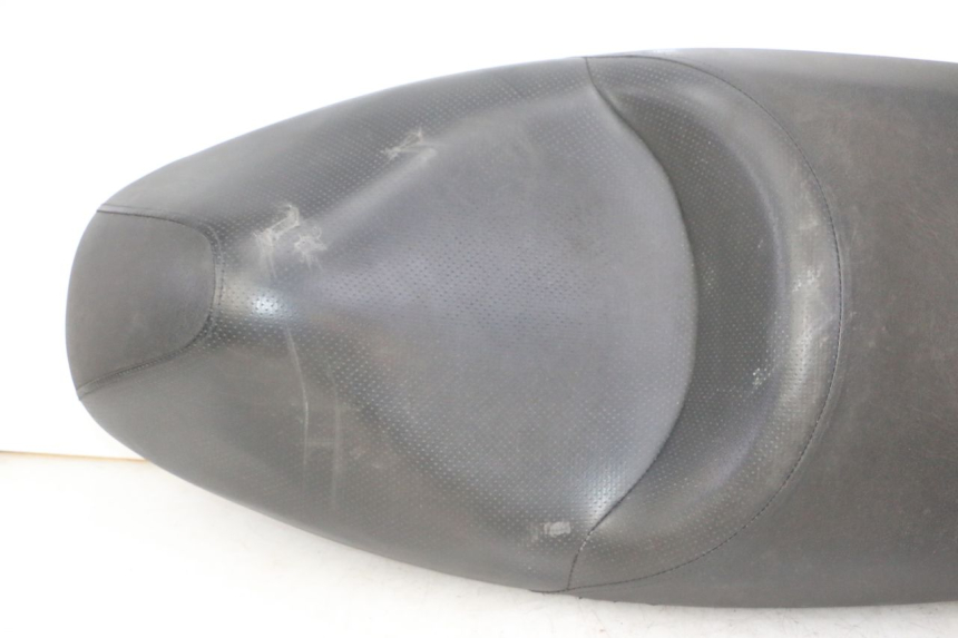 photo de ASIENTO HONDA FES S-WING SWING ABS 125 (2007 - 2015) - Detalle de la pieza