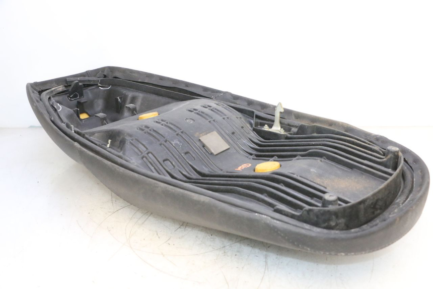 photo de ASIENTO HONDA FES S-WING SWING ABS 125 (2007 - 2015) - Otra vista del artículo