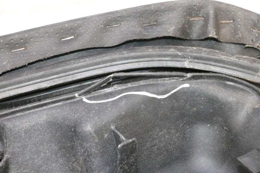 photo de ASIENTO HONDA FES S-WING SWING ABS 125 (2007 - 2015) - Inspección visual detallada