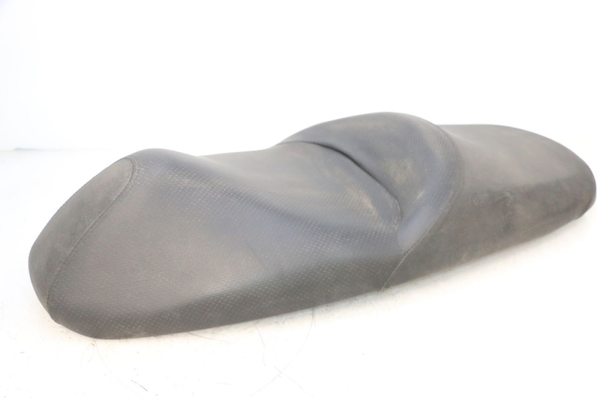 photo de ASIENTO HONDA FES S-WING SWING ABS 125 (2007 - 2015) - Estado de la superficie y material