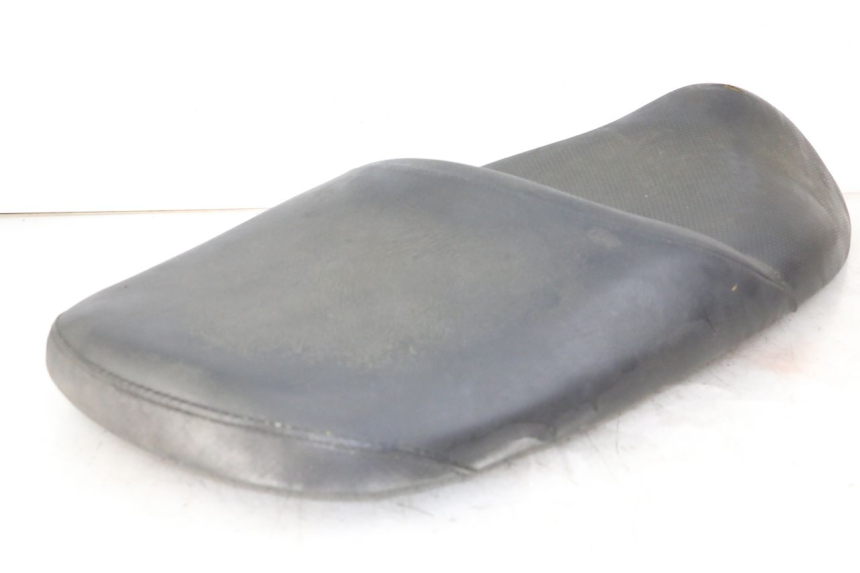 photo de ASIENTO HONDA FES S-WING SWING 125 (2007 - 2015) - Detalles de los puntos de fijación