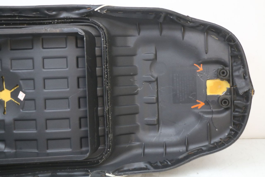 photo de ASIENTO SYM FIDDLE 2 50 (2008 - 2013) - Estado de la superficie y material