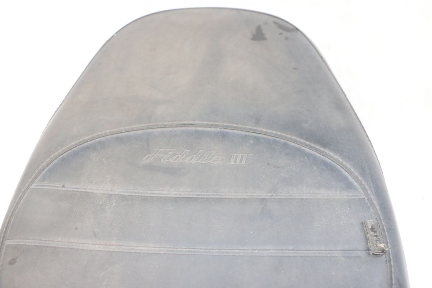 photo de ASIENTO SYM FIDDLE 3 III 125 (2014 - 2020) - Detalle de la pieza