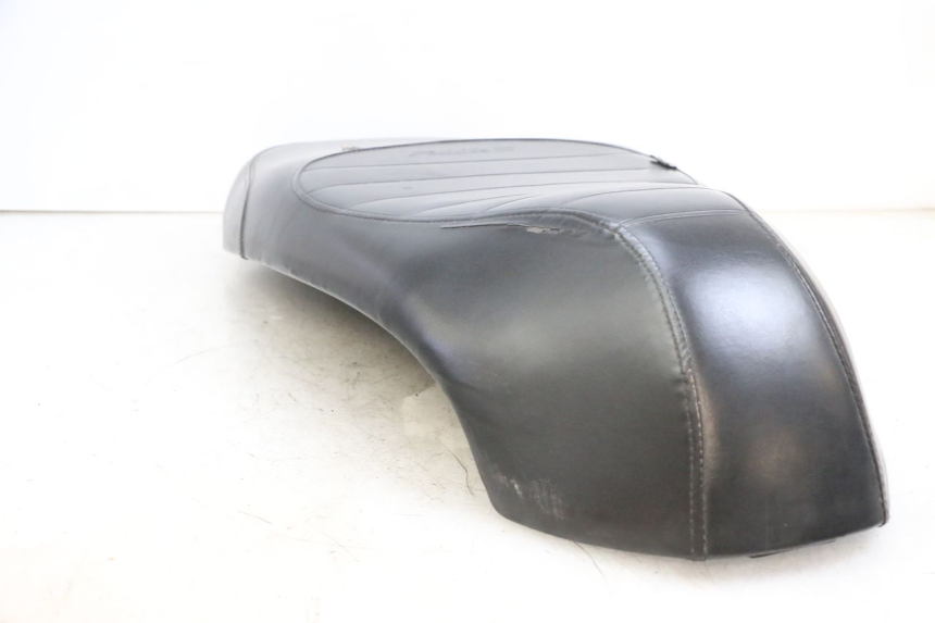 photo de ASIENTO SYM FIDDLE 3 III 125 (2014 - 2020) - Detalle de la pieza