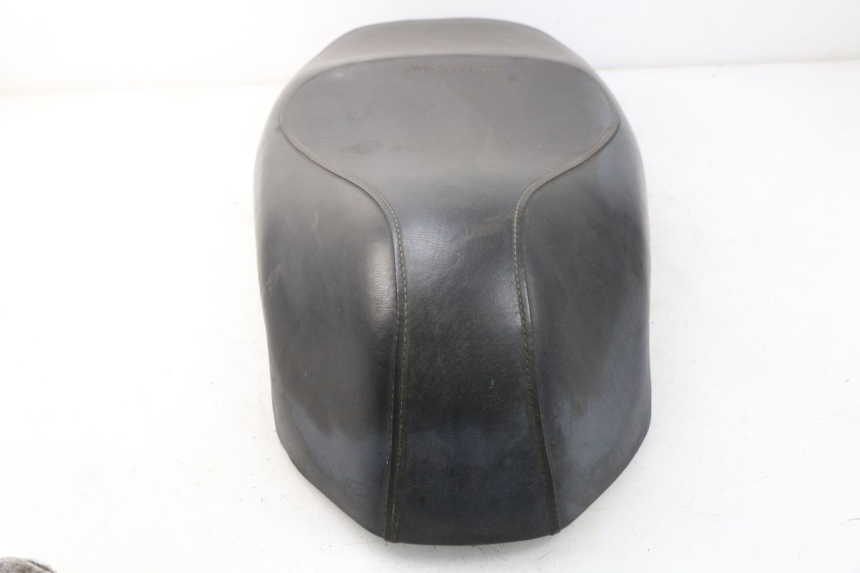 photo de ASIENTO SYM FIDDLE 3 III 50 (2014 - 2020) - Detalles de los puntos de fijación