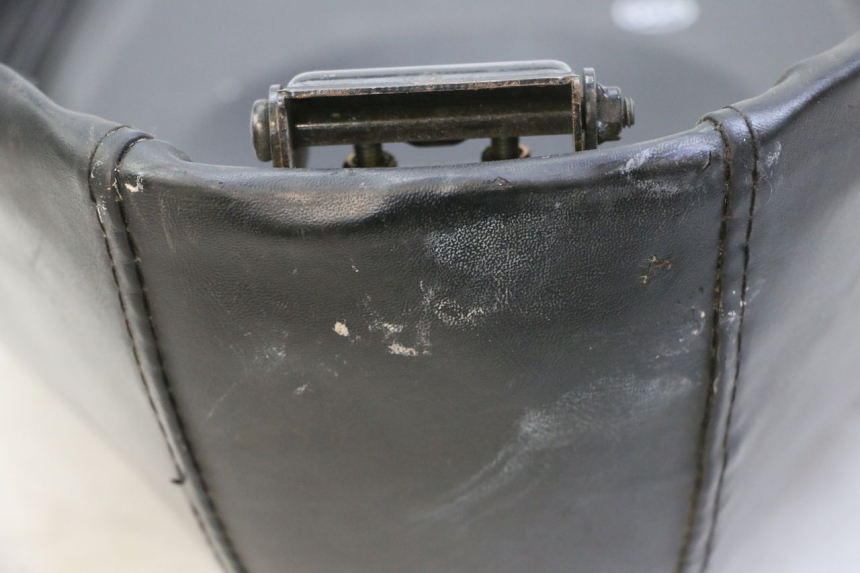 photo de ASIENTO SYM FIDDLE 3 III 50 (2014 - 2020) - Zoom sobre los componentes