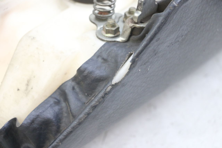 photo de ASIENTO YAMAHA FJ 3CX 1200 (1986 - 1996) - Estado de la superficie y material