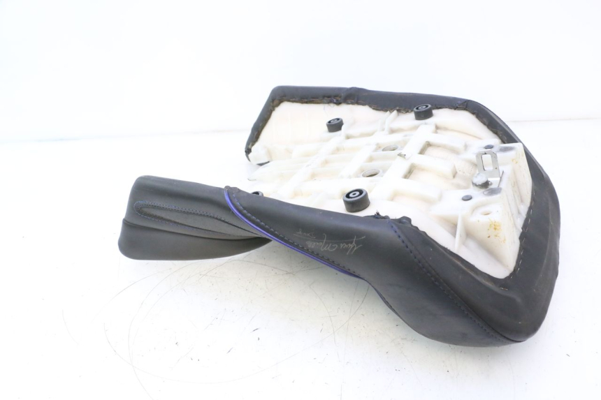 photo de ASIENTO YAMAHA FJR 1300 (2001 - 2005) - Inspección visual detallada