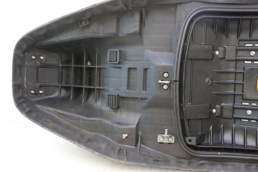 photo de ASIENTO HONDA FJS SILVER WING SILVERWING 400 (2005 - 2008) - Ángulo de visión alternativo