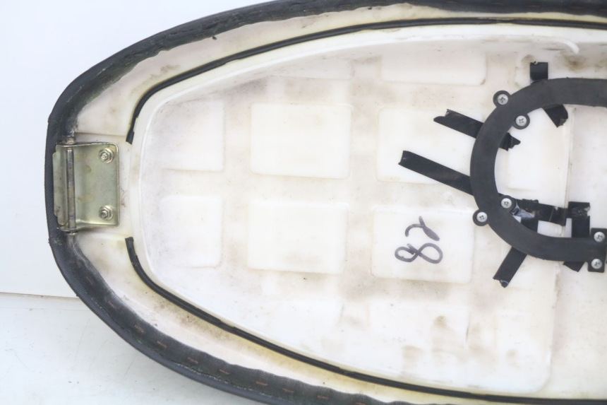 photo de ASIENTO KREIDLER FLORY CLASSIC 4T 50 (2013 - 2023) - Características distintivas