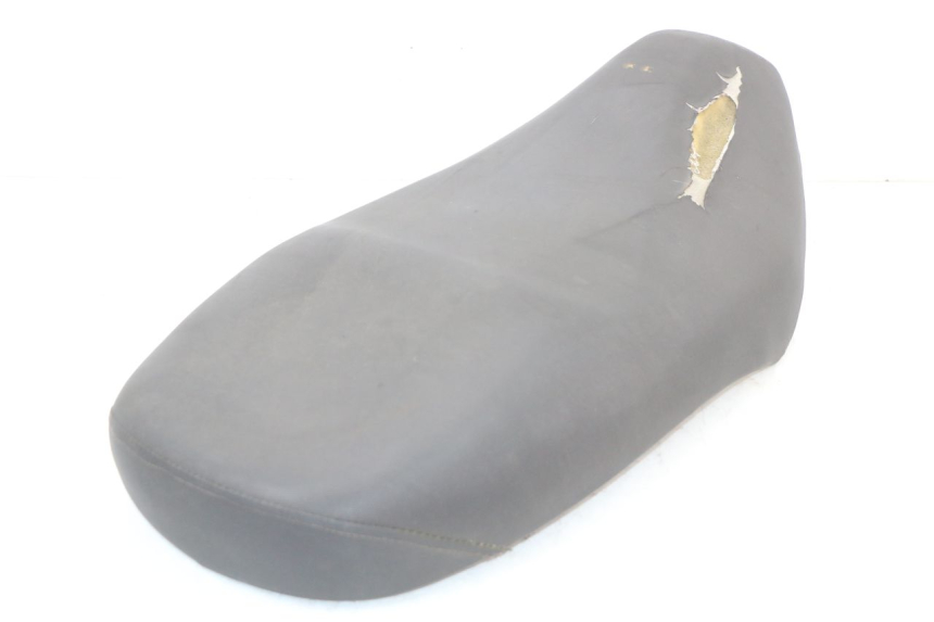 photo de ASIENTO PIAGGIO FLY 2T 50 (2004 - 2017) - Detalles de los puntos de fijación