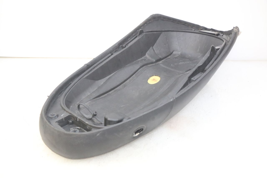 photo de ASIENTO PIAGGIO FLY 4T 50 (2013 - 2017) - Características distintivas