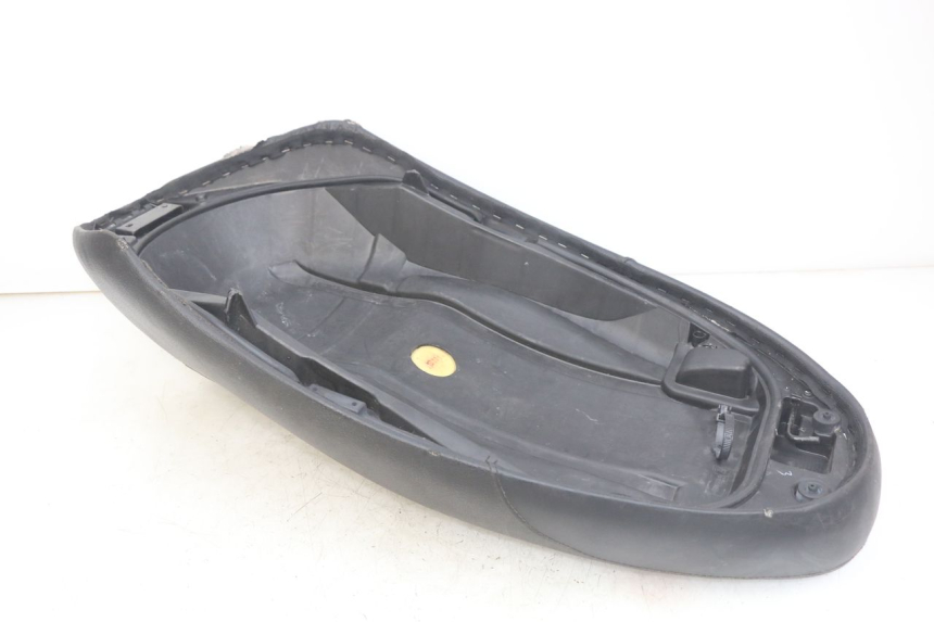 photo de ASIENTO PIAGGIO FLY 4T 50 (2013 - 2017) - Recambio usado revisado