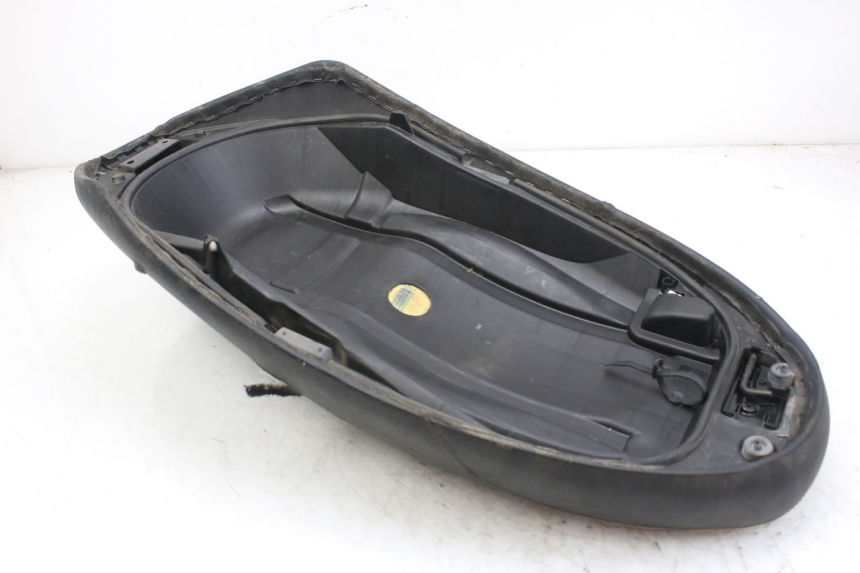 photo de ASIENTO PIAGGIO FLY 4T 50 (2013 - 2017) - Vista general del producto