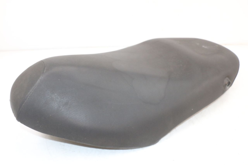 photo de ASIENTO PIAGGIO FLY 4T 50 (2004 - 2010) - Primer plano técnico