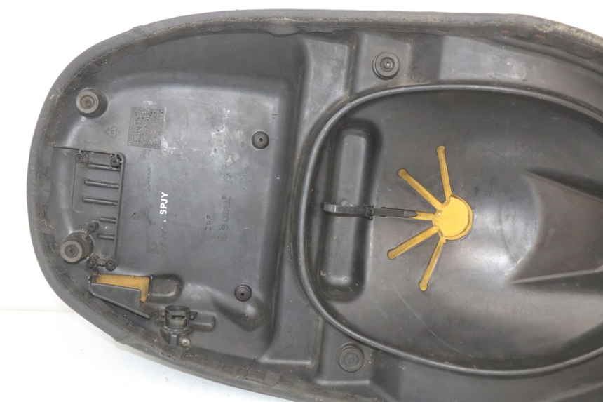 photo de ASIENTO PIAGGIO FLY 4T 50 (2004 - 2010) - Recambio usado revisado