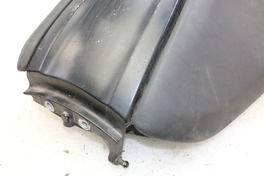 photo de ASIENTO HONDA FORZA ABS 300 (2013 - 2017) - Zoom sobre los componentes