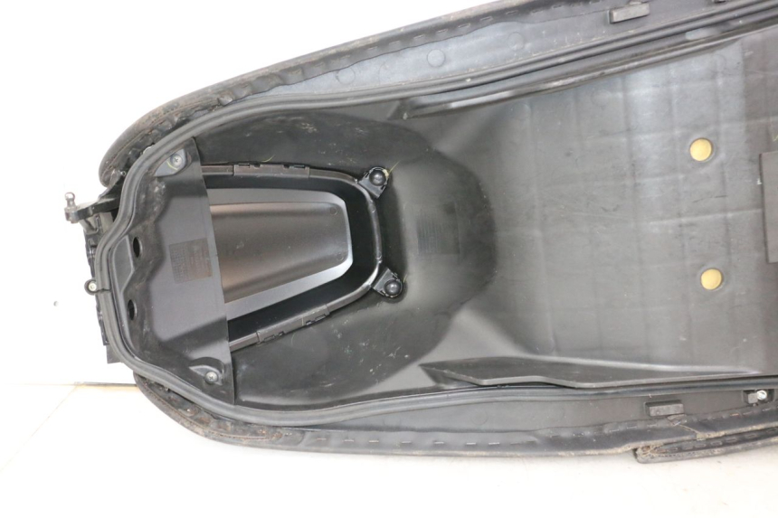 photo de ASIENTO HONDA FORZA ABS 300 (2013 - 2017) - Vista general del producto