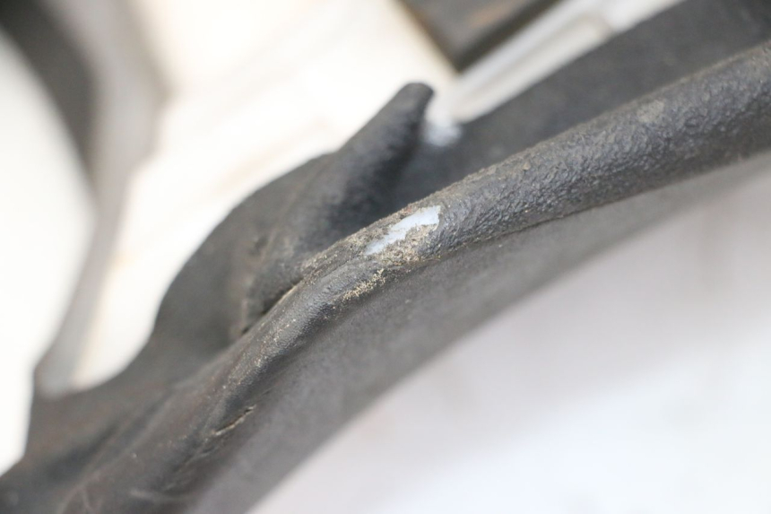 photo de ASIENTO YAMAHA FZ6 FAZER S2 600 (2007 - 2011) - Detalles de los puntos de fijación