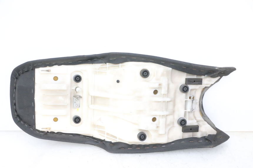 photo de ASIENTO YAMAHA FZ6 FAZER S2 600 (2007 - 2011) - Marcados y referencias originales
