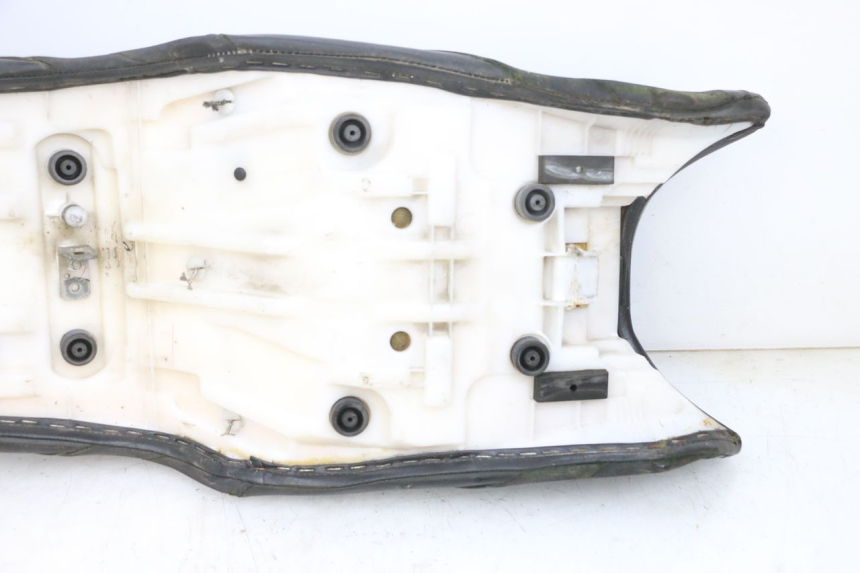 photo de ASIENTO YAMAHA FZ6 N FAZER 600 (2004 - 2006) - Características distintivas