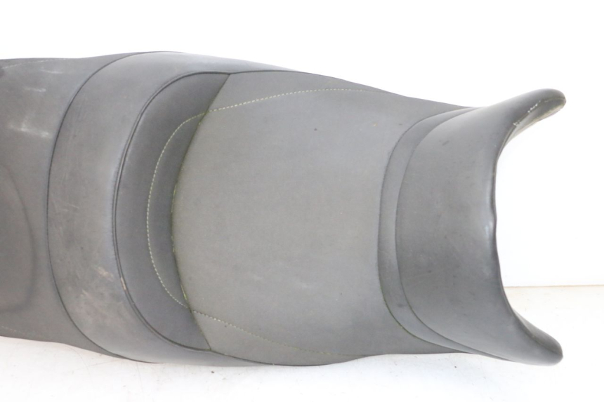 photo de ASIENTO YAMAHA FZ6 N FAZER 600 (2004 - 2006) - Primer plano técnico