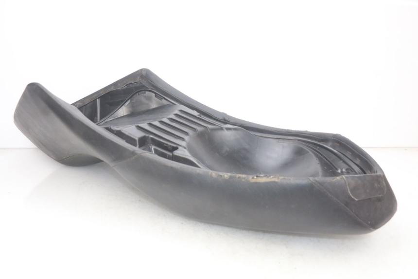 photo de ASIENTO PEUGEOT GEOPOLIS 400 (2007 - 2013) - Estado de la superficie y material