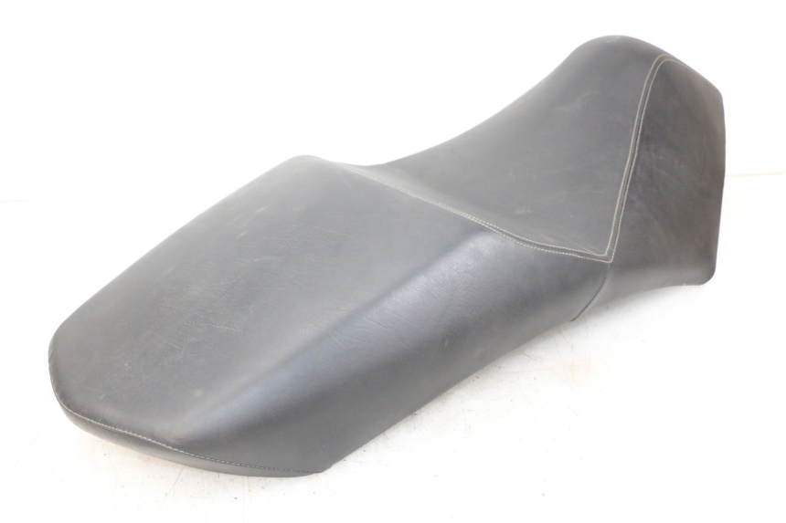 photo de ASIENTO PEUGEOT GEOPOLIS RS 125 (2007 - 2009) - Primer plano técnico