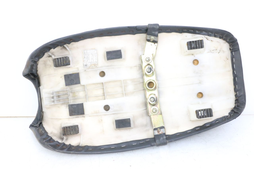 photo de Asiento HYOSUNG GF 125 (2001 - 2005) - Detalles de los puntos de fijación