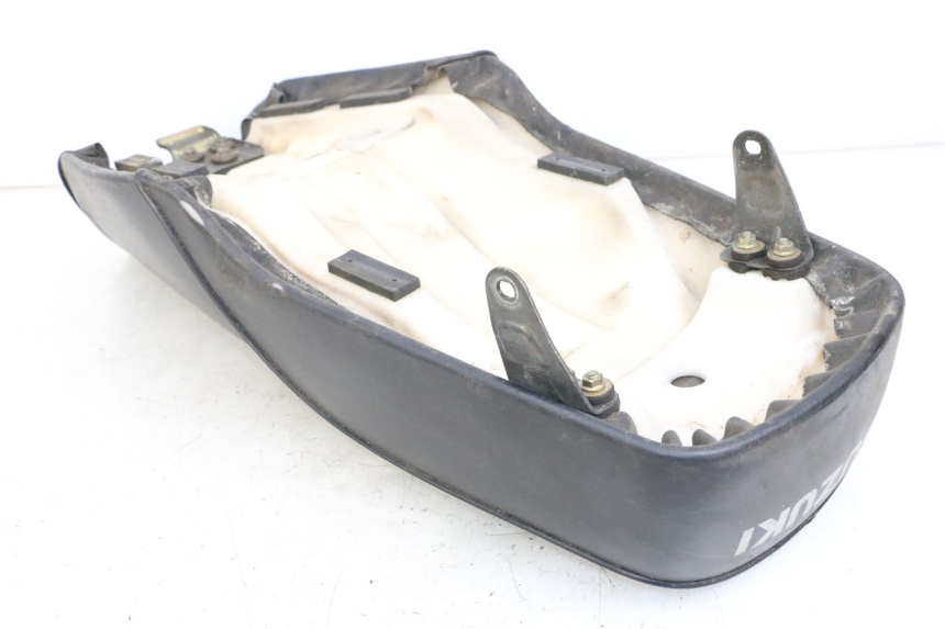 photo de ASIENTO SUZUKI GN 125 (1997 - 2000) - Vista general del producto