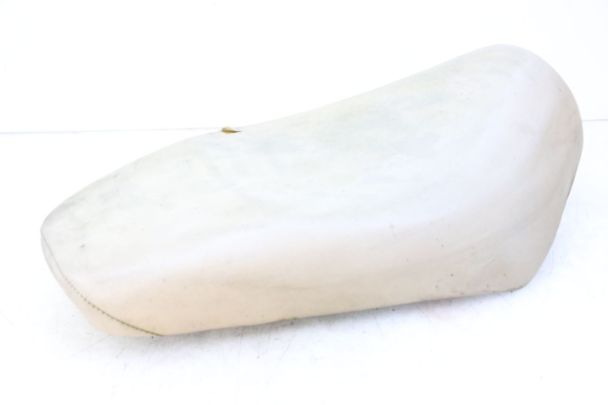 photo de ASIENTO GOES WIKI 125 (2010 - 2015) - Primer plano de alta resolución