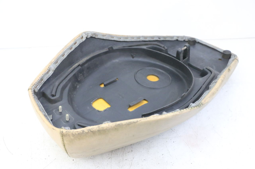 photo de ASIENTO GOES WIKI 125 (2010 - 2015) - Recambio usado revisado