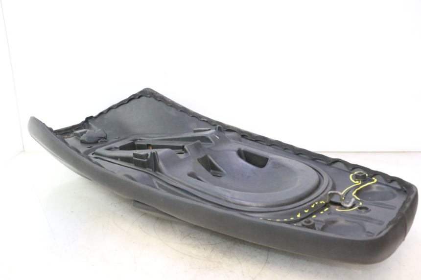 photo de ASIENTO GILERA GP 800 (2007 - 2013) - Foto de producto adicional