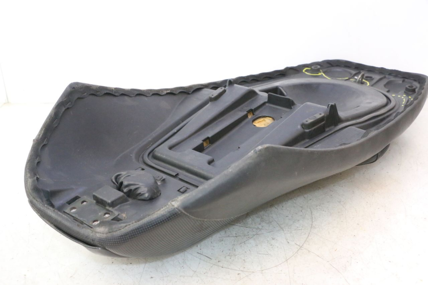 photo de ASIENTO GILERA GP 800 (2007 - 2013) - Inspección visual detallada