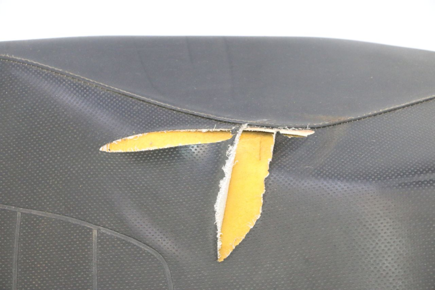 photo de ASIENTO GILERA GP 800 (2007 - 2013) - Zoom estado de uso