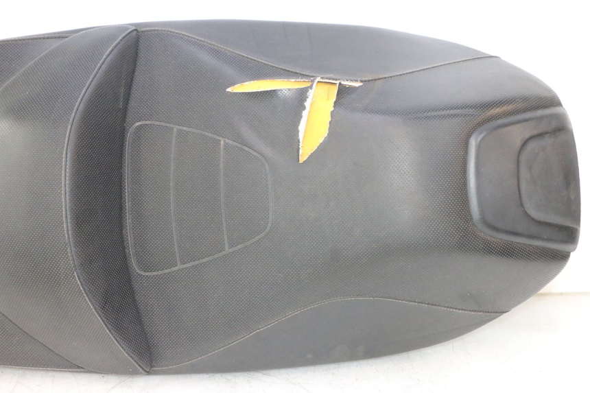 photo de ASIENTO GILERA GP 800 (2007 - 2013) - Otra perspectiva