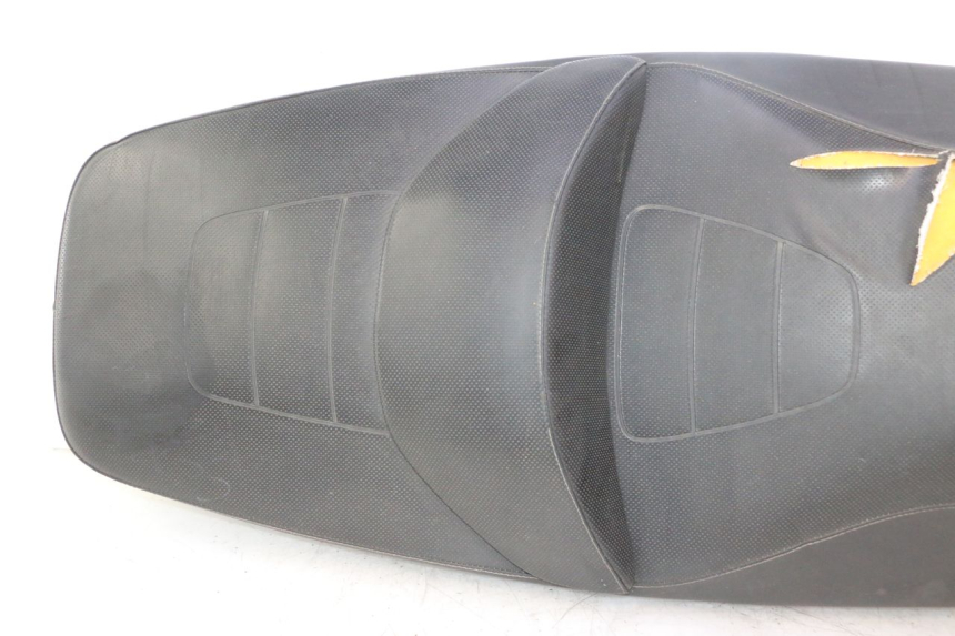 photo de ASIENTO GILERA GP 800 (2007 - 2013) - Primer plano técnico