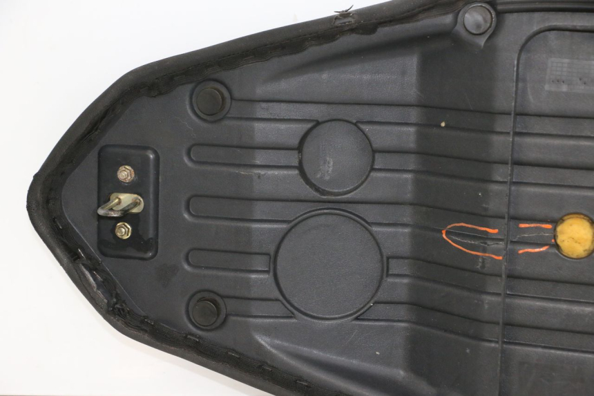 photo de ASIENTO NECO GPX LC 2T 50 (2014 - 2018) - Perfil de la pieza de repuesto