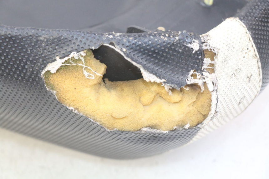 photo de ASIENTO TNT MOTOR GRIDO 2T 50 (2010 - 2019) - Zoom estado de uso