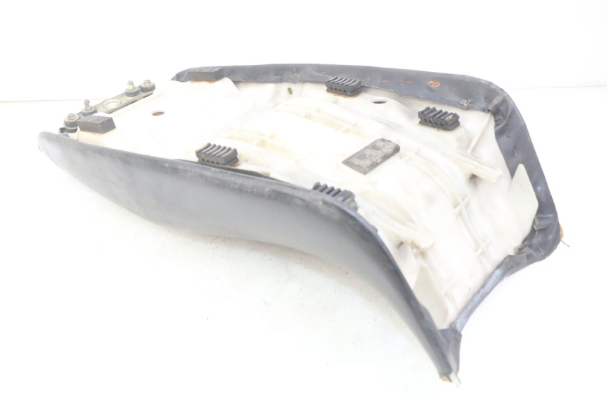photo de ASIENTO SUZUKI GSX-F GSX  F 1100 (1988 - 1994) - Otra perspectiva