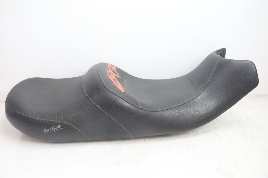 photo de ASIENTO SUZUKI GSX F GSXF 750 (1988 - 1998) - Otra perspectiva