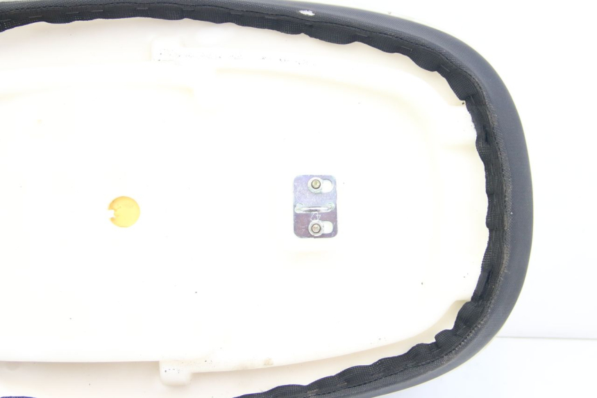 photo de ASIENTO JM MOTORS GT LINE 4T 50 (2021 - 2023) - Estado de la superficie y material