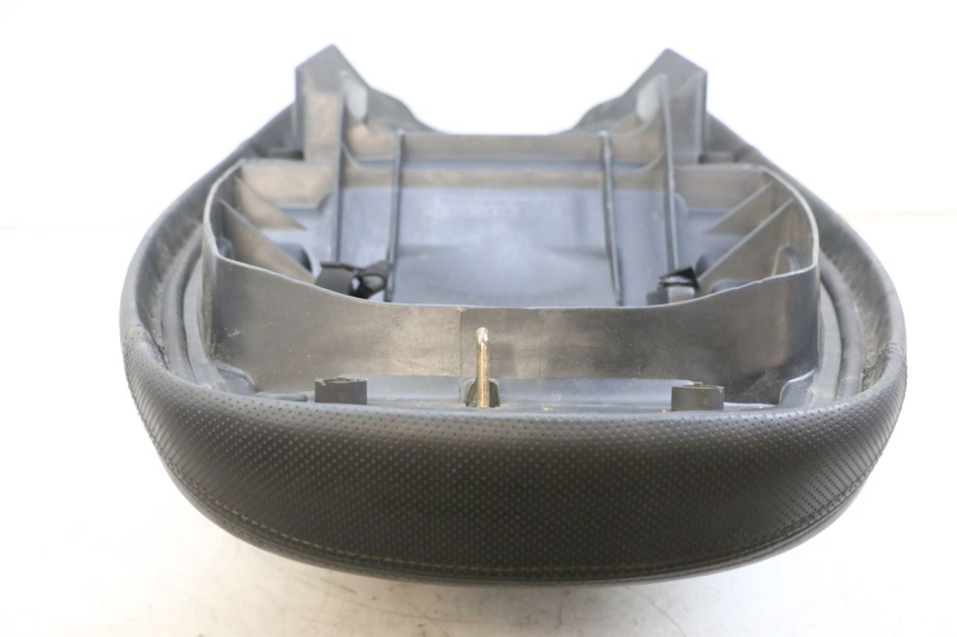 photo de ASIENTO SYM GTS EVO 125 (2009 - 2013) - Características distintivas