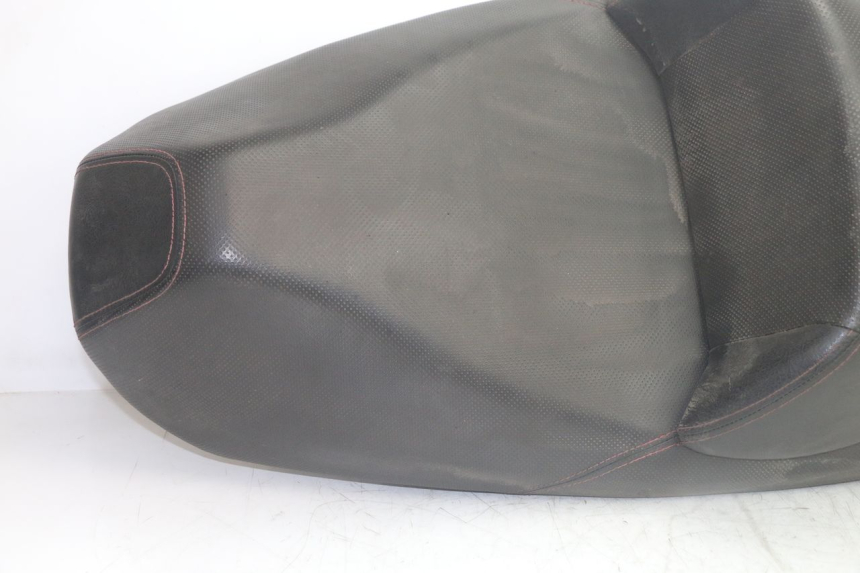 photo de ASIENTO SYM GTS EVO 125 (2009 - 2013) - Detalle de la pieza