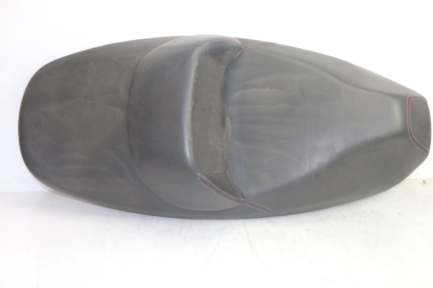 photo de ASIENTO SYM GTS EVO 125 (2009 - 2013) - Otra perspectiva