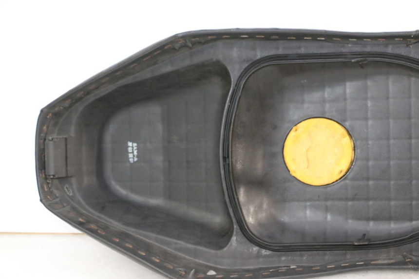 photo de ASIENTO DAELIM HISTORY 125 (2001 - 2002) - Primer plano de alta resolución